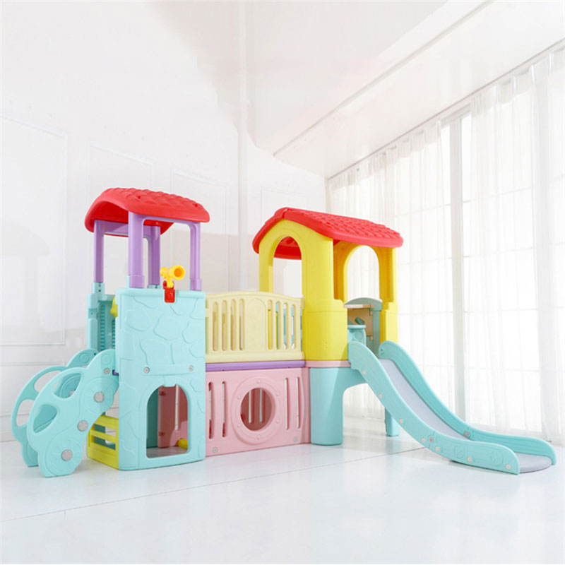 Castal Play House With Slide